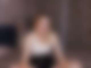 Live cam show with ManuelaPac - Upskirt on UwU Esports