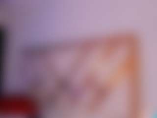 Yazmiine's Live Sex Cam Show