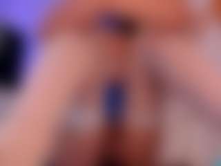 Yazmiine's Live Sex Cam Show