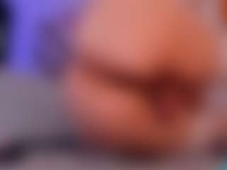 Yazmiine's Live Sex Cam Show