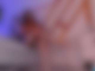 Yazmiine's Live Sex Cam Show