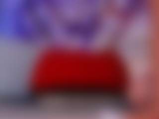 Yazmiine's Live Sex Cam Show