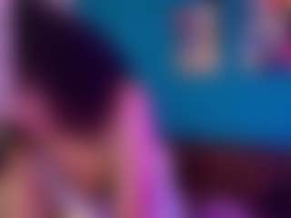Live cam show with Aysha-Jones - Petite on Porn Luv