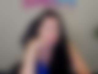 Live cam show with MariaHoward - Flashing on googirlz
