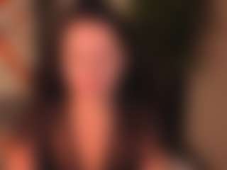 Live cam show with MariaHoward - Sweet on StripNow
