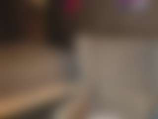 Live cam show with MariaHoward - Moaning on TeamSkeetLive