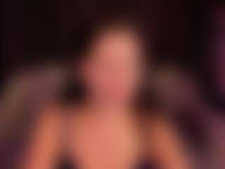 Live cam show with MariaHoward - Mature on Camsoda