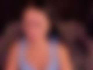 MariaHoward MILF webcam performer live streaming