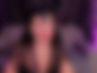 Live cam show with MariaHoward - Doggy on justonemore.cc