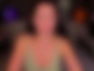 Live cam show with MariaHoward - Yoga MILF on camwithhim.com