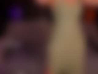 Live cam show with MariaHoward - Yoga MILF on Hubzter Live