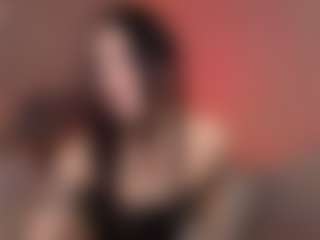 Live cam show with BellaNoir21 - Skinny on Latina Girls
