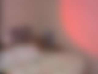 BellaNoir21's Live Sex Cam Show