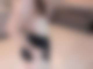 ClarettaMalay's Live Sex Cam Show