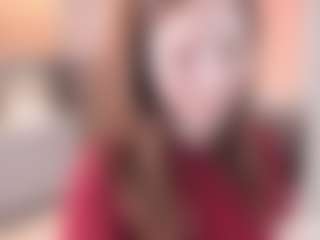 Live cam show with ClarettaMalay - Genital Piercings on Livezox