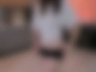 Live cam show with ClarettaMalay - Petite on fuklive.com
