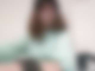 Live cam show with Mary - Bedroom Teen (18+) on studioflirtlive.com