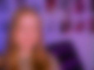Show en direct avec helena-so-shyy - Brown Eyes sur Camsoda