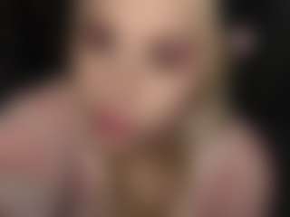Live cam show with SadyeDobiesz - Athletic Young Adult on Milfs Live