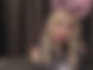 Live cam show with SadyeDobiesz - Nice on Camsoda