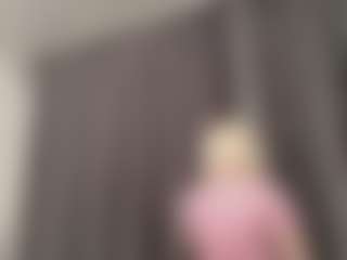 Live cam show with SadyeDobiesz - Lesbian on Camsoda