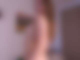 Live cam show with TessKennel - Fingering on liverealitysex.com