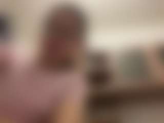 Live cam show with TressieLough - Athletic Small Tits on TastyBlacksLive