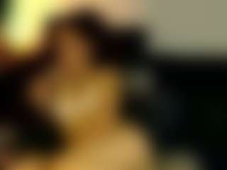 Live cam show with AkiraHayes - Brown Hair on Dolls Live