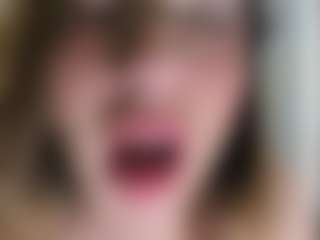 Lunneth's Live Sex Cam Show