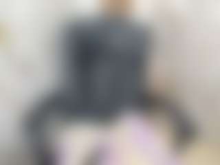 Live cam show with Lunneth - Brown Eyes Toys on Fit Hotties