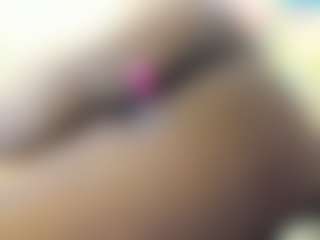 Live-camshow met VixenFyre - Belly op Camsoda
