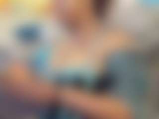 Live cam show with VixenFyre - Belly on Instabang