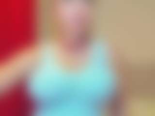 Live cam show with DangerSimona - Middle Aged on Gym Cam Girls