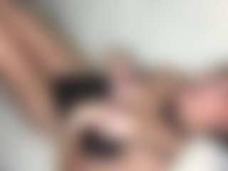 Ely's Live Sex Cam Show
