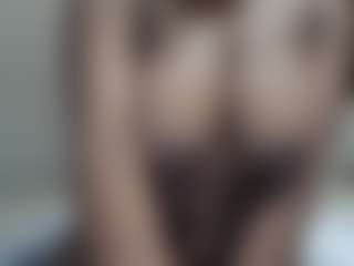 uwerashams's Live Sex Cam Show
