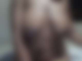 uwerashams's Live Sex Cam Show