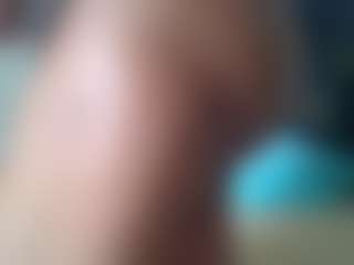 uwerashams's Live Sex Cam Show