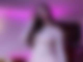 Evelyn's Live Sex Cam Show