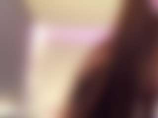 Live cam show with Evelyn - Deepthroat on StripNow