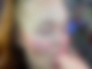 faye-moon's Live Sex Cam Show