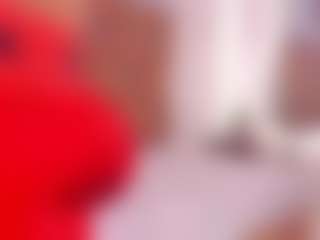 Live cam show with KarahSky - Deepthroat on Camsoda