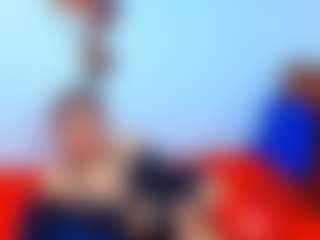 Live cam show with SharomCasttle - New Brown Eyes on livesuperchat.net