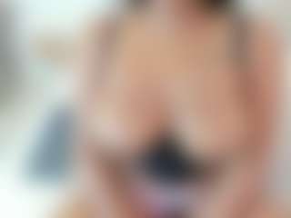 VeronicaEbony's Live Sex Cam Show