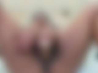 Live cam show with VeronicaEbony - Orgasm on Dolls Live