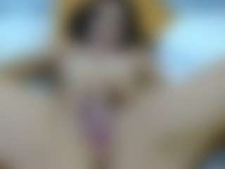 AmelieLaurentC's Live Sex Cam Show