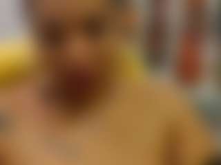 BigFluff33xx's Live Sex Cam Show