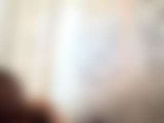 Show de cam en vivo con DorieMigneault - Striptease en Camsoda