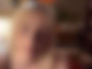 KyungMowers's Live Sex Cam Show