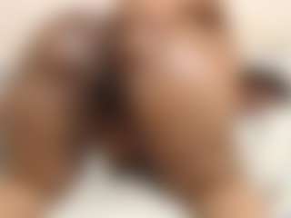Live cam show with THICKCURVY - Moaning on Camsoda