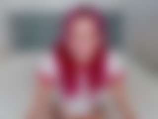 Live cam show with Renesmie - New Sexwebcam on AdultVida.com